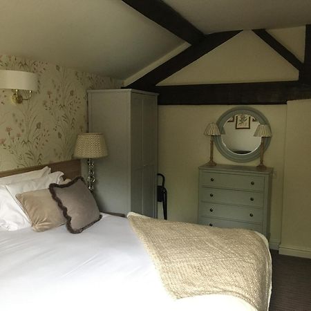 The Swan At Tarporley Hotel Екстериор снимка