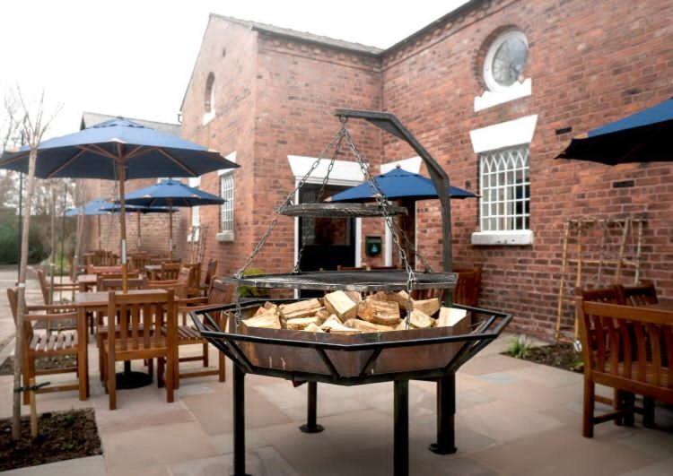 The Swan At Tarporley Hotel Екстериор снимка