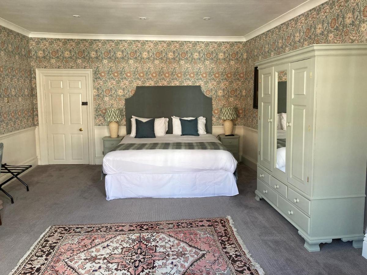 The Swan At Tarporley Hotel Екстериор снимка