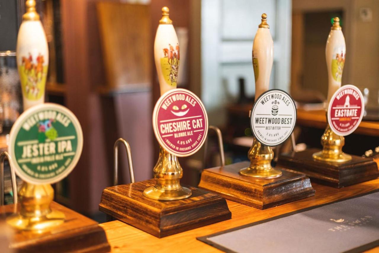 The Swan At Tarporley Hotel Екстериор снимка