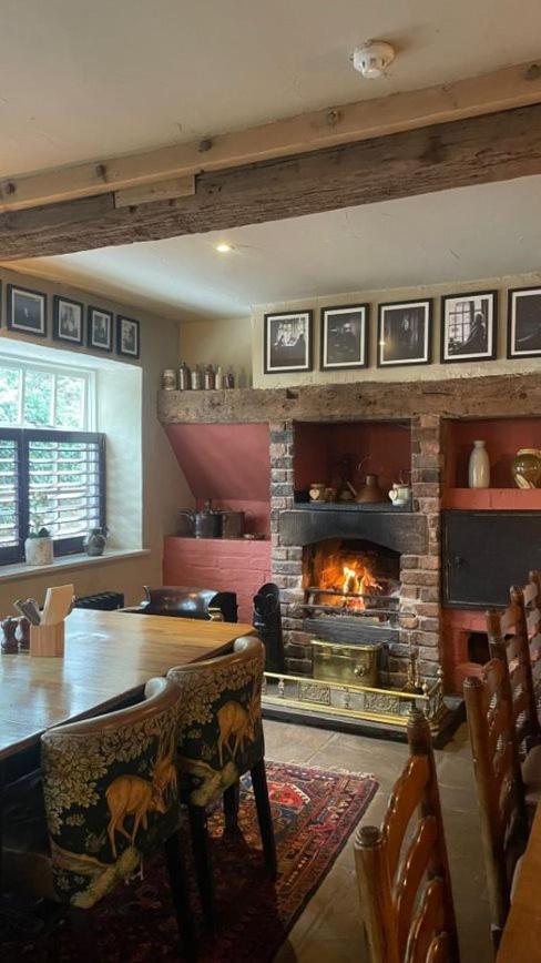 The Swan At Tarporley Hotel Екстериор снимка