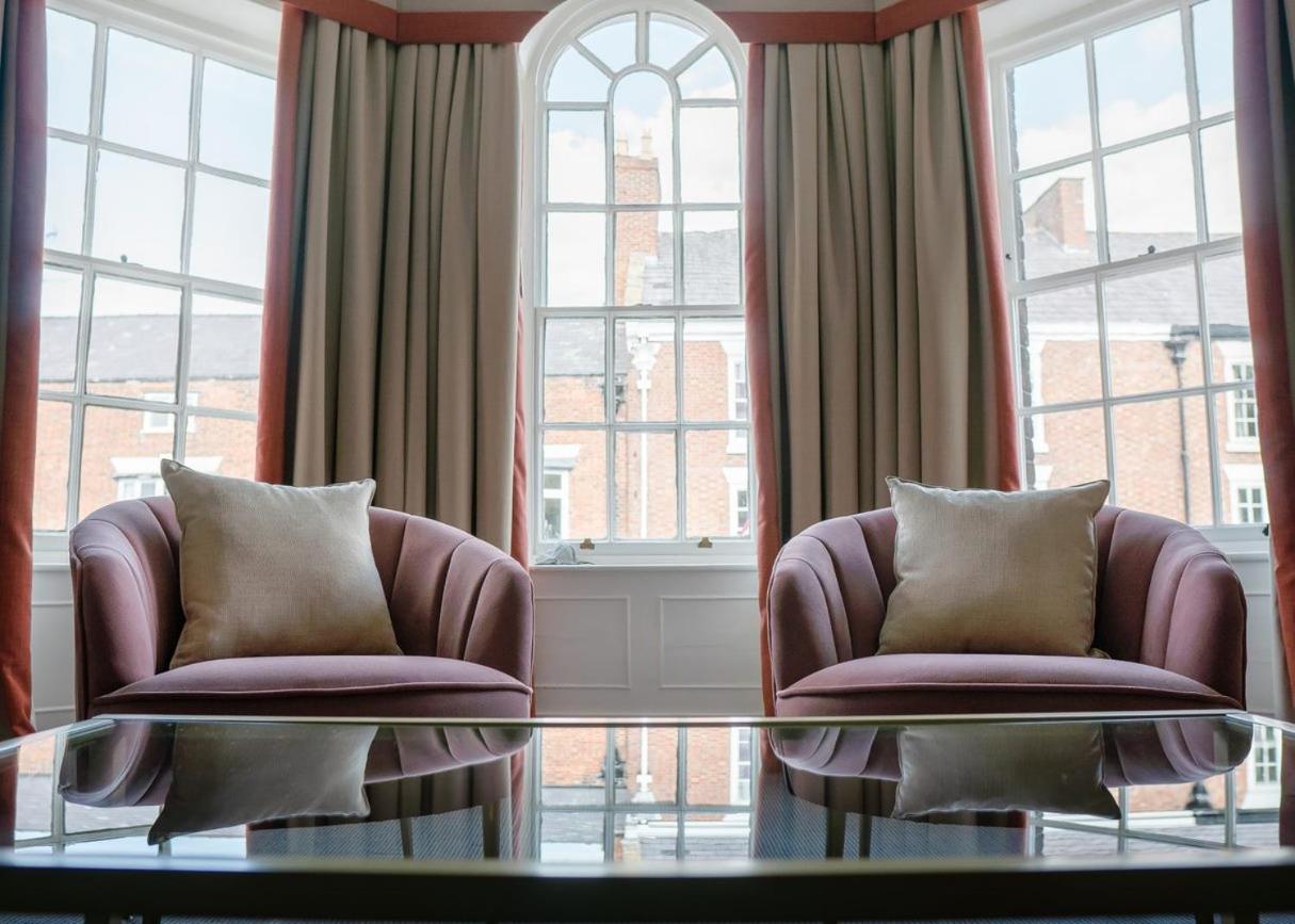The Swan At Tarporley Hotel Екстериор снимка