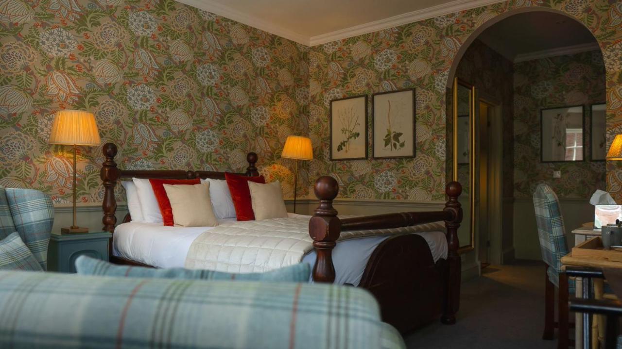 The Swan At Tarporley Hotel Екстериор снимка