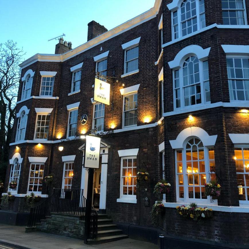 The Swan At Tarporley Hotel Екстериор снимка